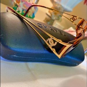 Chanel glasses for women. There’s some signs of usage.